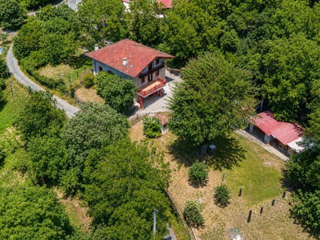 Casa en venta en Dima. Baserri en Dima. Casas.