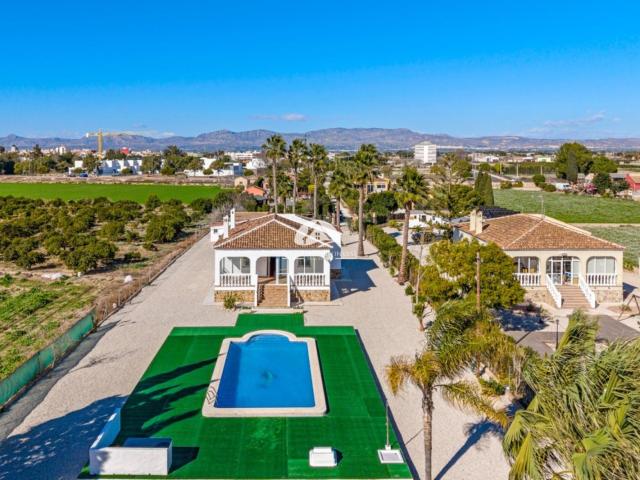 Casa en venta en Dolores Alicante
