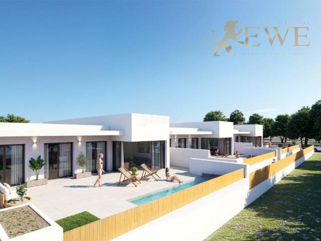 Casa en venta en Dolores. Villa moderna en Dolores. Casas.