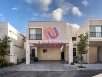 Casa en venta en dominio cumbres arriba de Leones