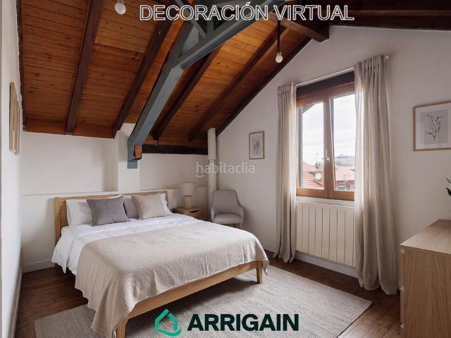 Casa en venta en Donostia San Sebastián, Amara Zaharra Arbaizenea. Se vende villa adosada con jardín a un paso del centro de San Sebastián. Casas Donostia San.
