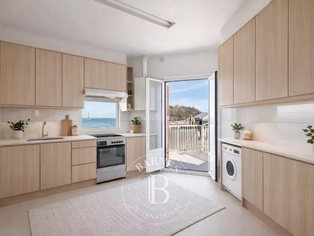 Casa en venta en Donostia San Sebastián, Miraconcha. Casas Donostia San.