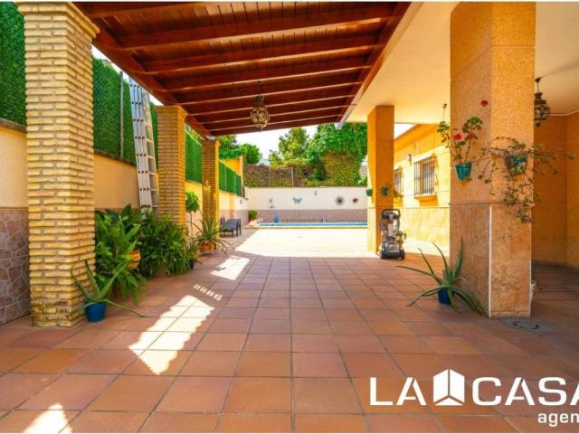 Casa en Venta en Dos Hermanas