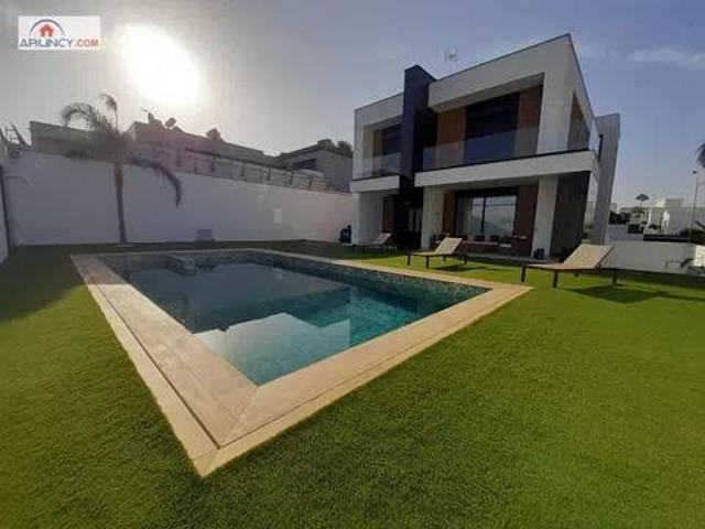 Casa en Venta en Dos Hermanas