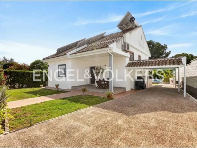 Casa en Venta en Dos Hermanas