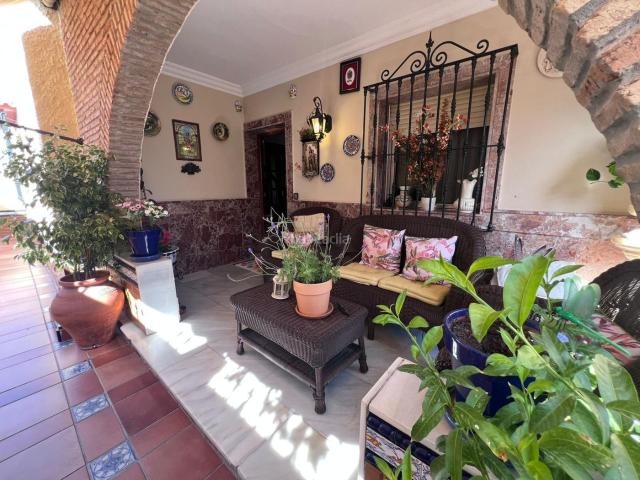Casa en venta en Dos Hermanas, Arco Norte Avda España. Casas Dos.