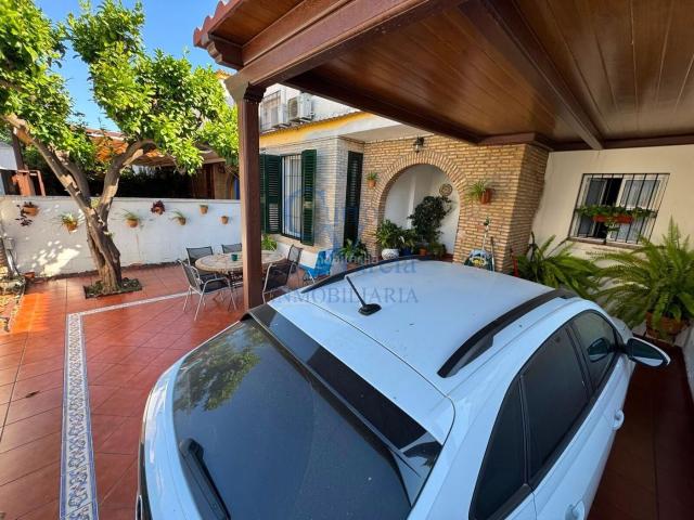 Casa en venta en Dos Hermanas, Arco Norte Avda España. MAGNÍFICA CASA EN LAS INFANTAS. Casas Dos.