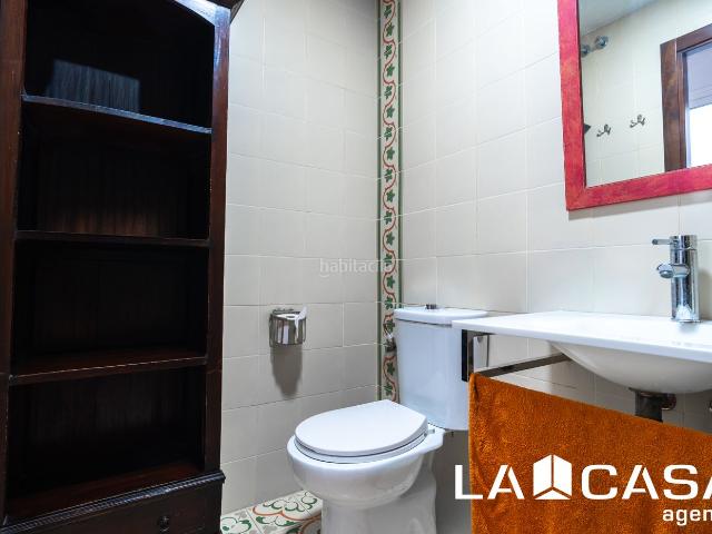 Casa en venta en Dos Hermanas, Centro Doña Mercedes. Casa o chalet independiente en venta en Avenida de Andalucía. Casas Dos.
