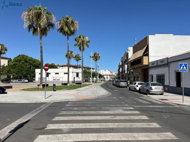 Casa en venta en Dos Hermanas, Centro Doña Mercedes. Venta de Casa en Dos Hermanas Sevilla. Casas Dos.