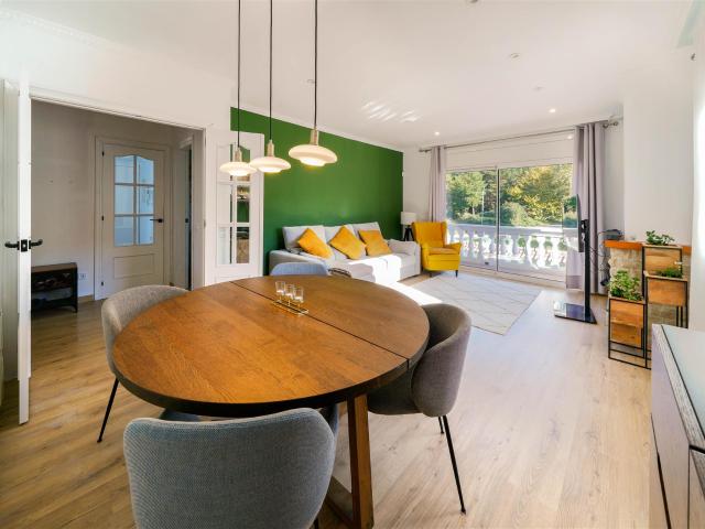 Casa en venta en Dosrius, con vistas directas al bosque, dis. 209m² Dosríus