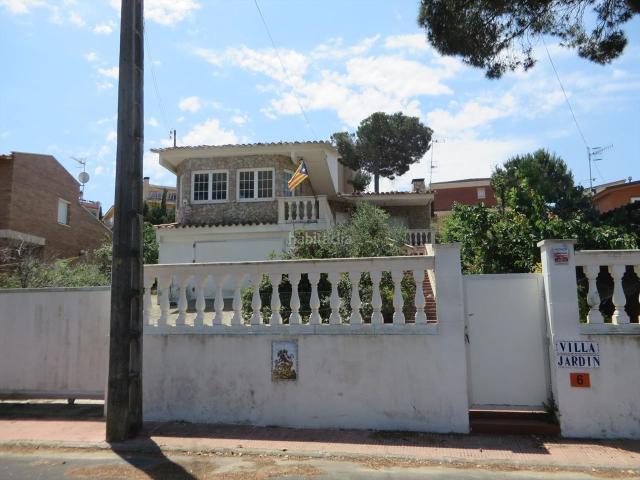 Casa en venta en Dosrius, Can Massuet del Far. Chalet en Dosrius. Casas.