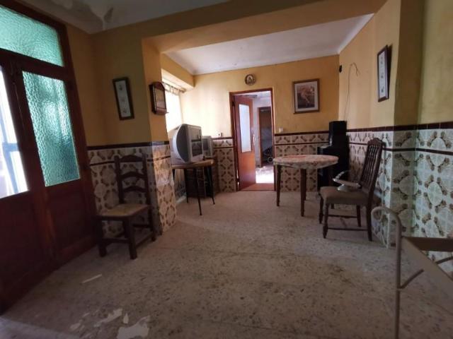 Casa en venta en Doña Mencía, Próximo al parque
