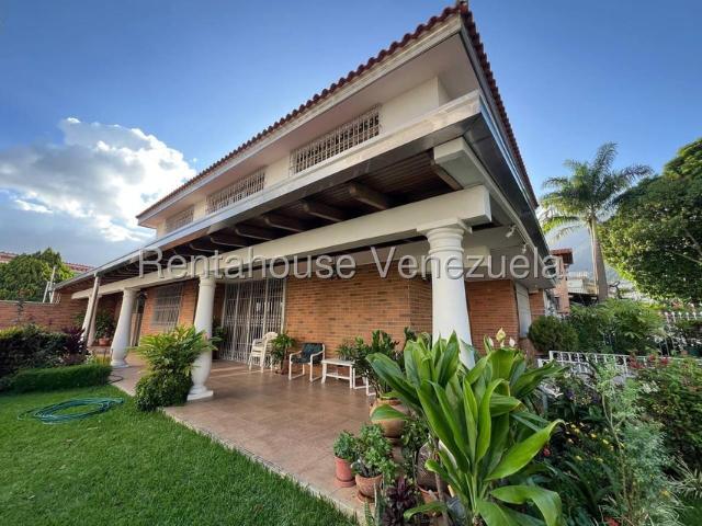 Casa en Venta en El Marques, Caracas