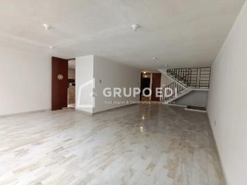 Casa en venta en El Mirador La Calera, Puebla, Puebla