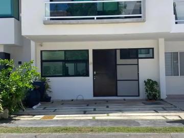 Casa en venta en El Cantil, Solidaridad, Quintana Roo