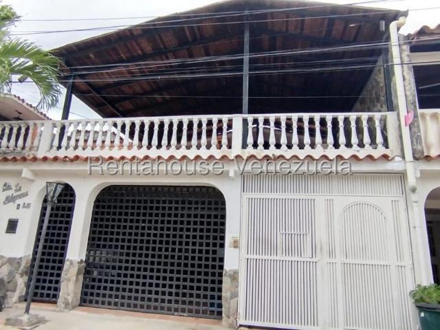 Casa en Venta en El Castillejo, Guatire