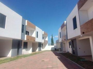 CASA EN VENTA EN EL CENTRO DE ZAPOTLAN DE JUAREZ,HIDALGO