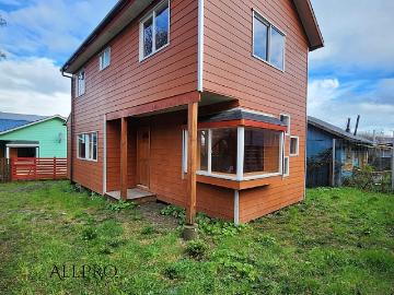 CASA EN VENTA EN EL CENTRO DE ANCUD 2D 2B