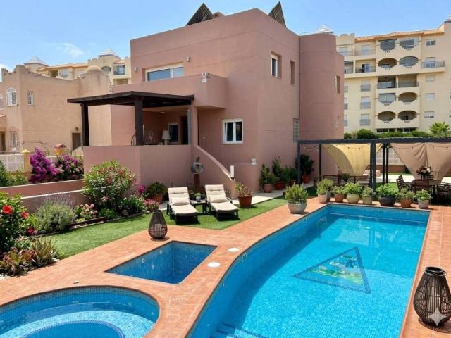 Casa en Venta en El Ejido