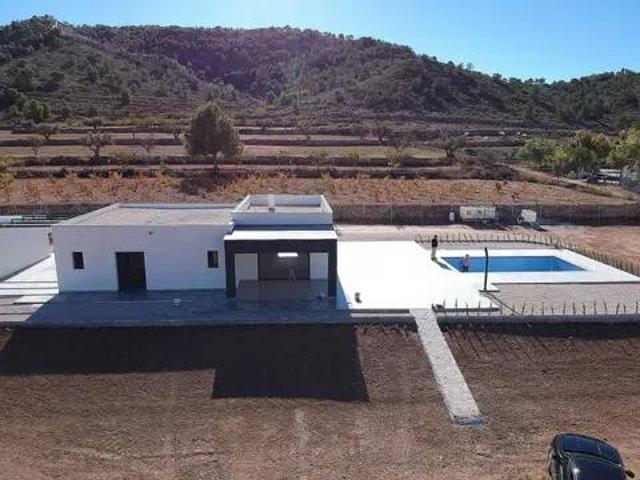 Casa en Venta en El Fondó de les Neus Hondón de las Nieves