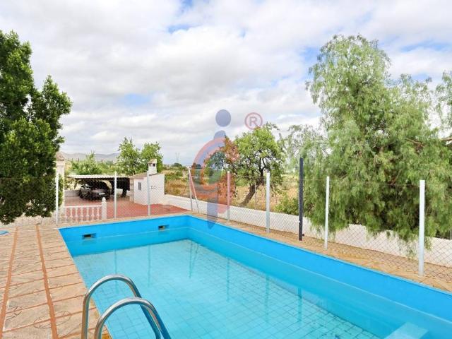 Casa en Venta en El Fondó de les Neus Hondón de las Nieves