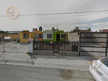 Casa en Venta en el Fracc. Las Haciendas a 15 min. de Plaza Sendero Las Torres, Ju?rez Chihuahua