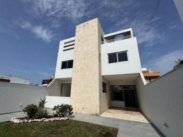 Casa en venta en el Fraccionamiento la Tampiquera en Boca del Río Veracruz