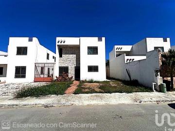 CASA EN VENTA EN EL FRACCIONAMIENTO LAS AMERICAS II. MERIDA