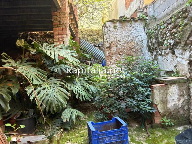 Casa en venta en El Genovés. Casa en el Centro de Genovés. Casas El.