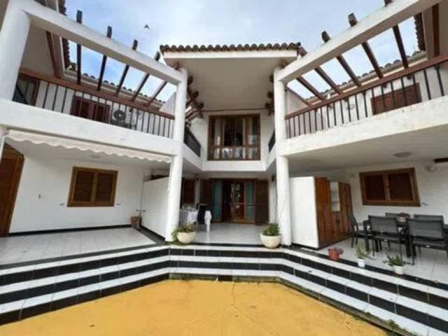 Casa en Venta en El Puig de Santa Maria