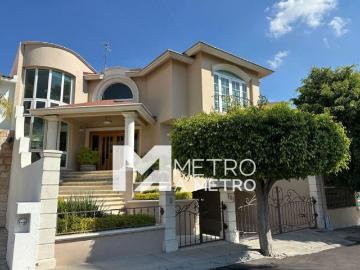 Casa en Venta en Queretaro El Pedregal | Bernardo Quintana