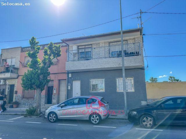 CASA EN VENTA EN EL RAAL