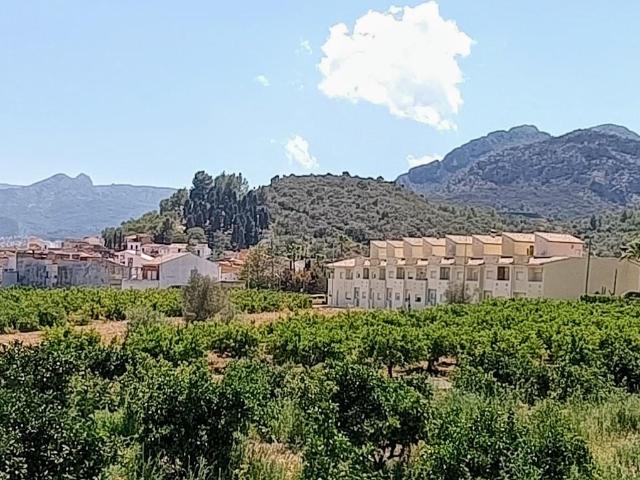 Casa en venta en El Ràfol d'Almúnia Alicante
