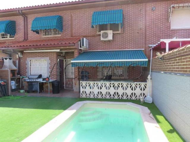 Casa en Venta en El Viso de San Juan