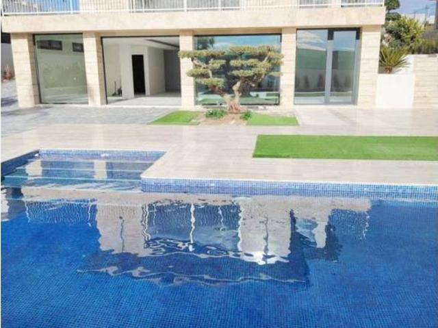 Casa en Venta en Elche Elx