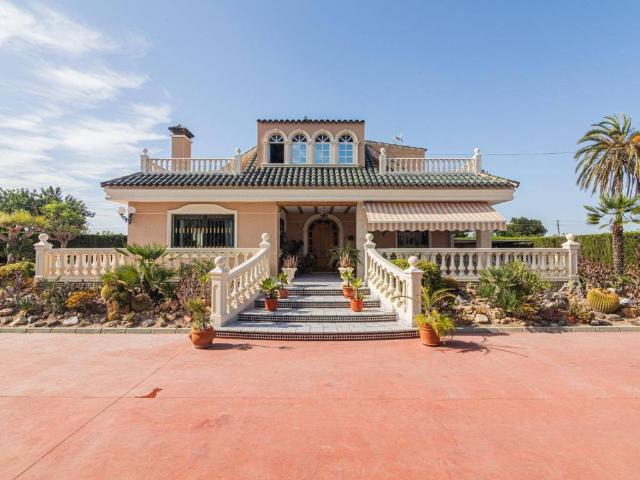 Casa en Venta en Elche Elx