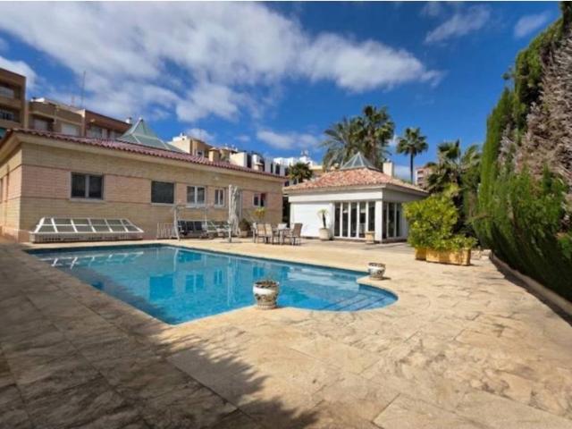 Casa en Venta en Elche Elx
