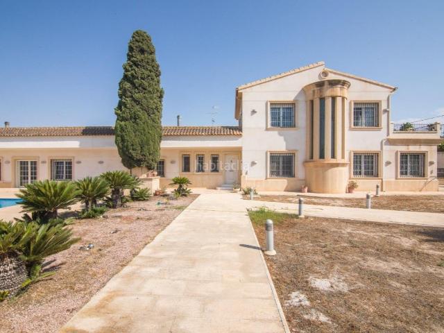 Casa en venta en Elche Elx, Peña de las Águilas. VILLA DE LUJO EN ELCHE. Casas Elche.