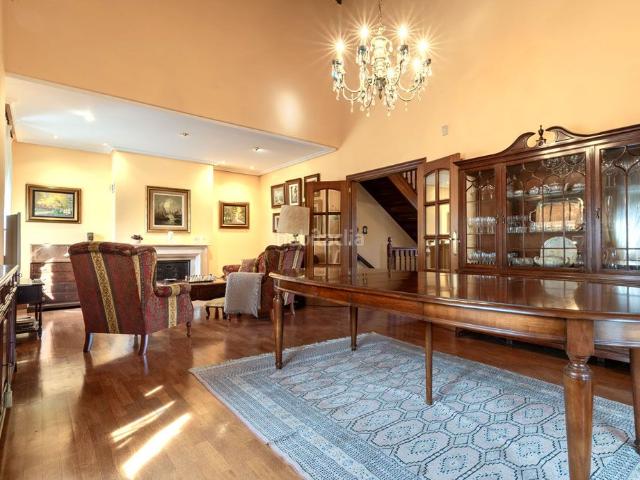 Casa en venta en Elburgo Burgelu. Casas Elburgo.