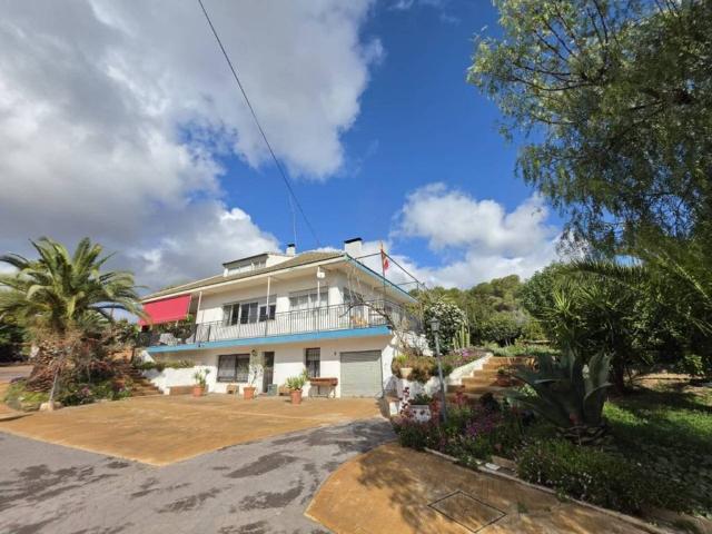 Casa en Venta en Elda