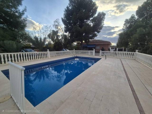 Casa en Venta en Elda