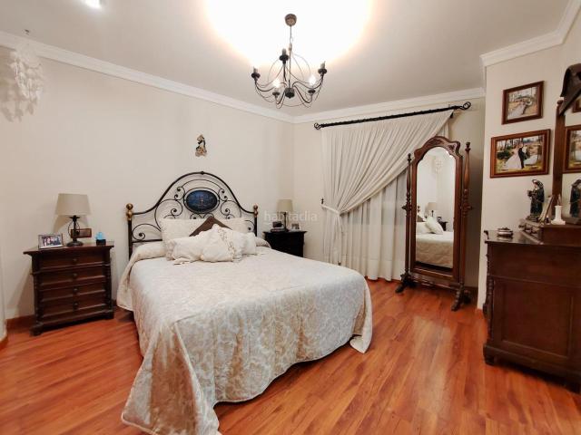 Casa en venta en Elda, Centro. CASA CERCA DE MERCADO CENTRAL. Casas.