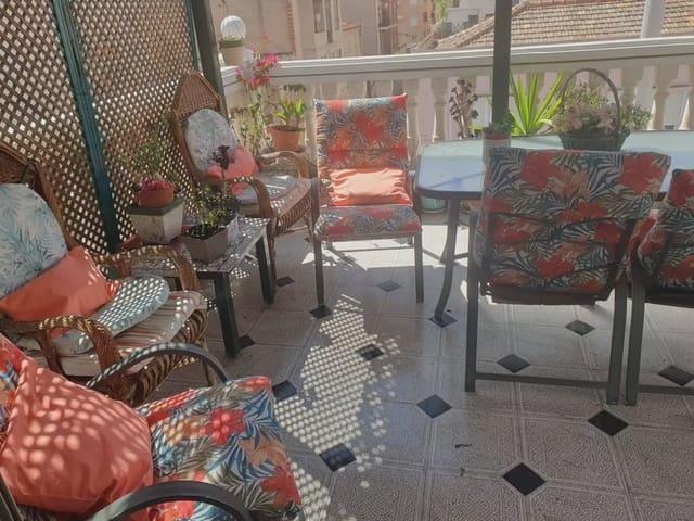 Casa en venta en Elda, Alicante