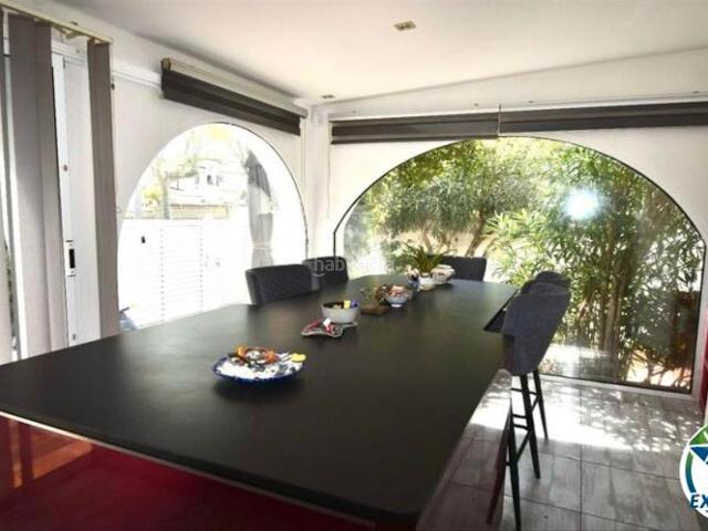 Casa en venta en Empuriabrava, Tordera Fluvià Llobregat Costa Brava. Magnifique maison de deux chambres pleine de charme. Casas.