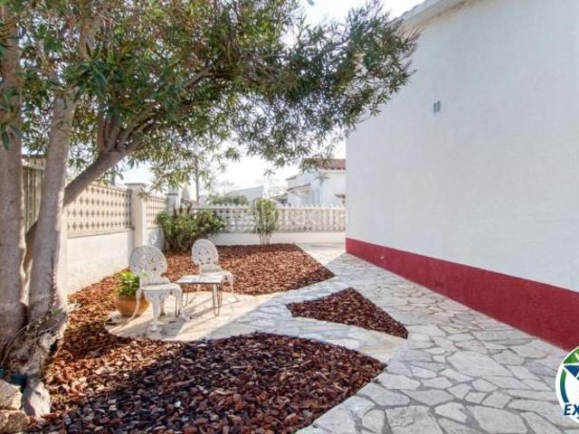 Casa en venta en Empuriabrava, Carlit Montseny Costa Brava. Casas.