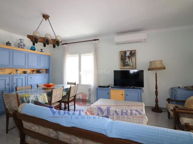 Casa en venta en Empuriabrava, Montgrí Costa Brava. Casa de 2 apartamentos independientes y piscina en Empuriabrava. Casas.