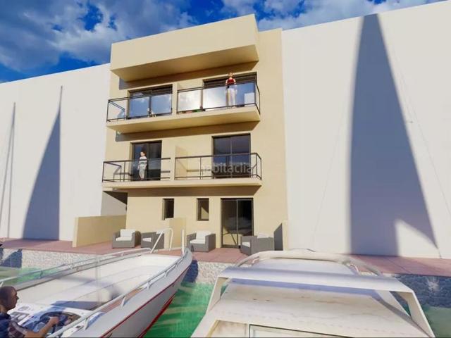 Casa en venta en Empuriabrava, Port Grec Port Moxó Costa Brava. Casa en venta en Empuriabrava. Casas.
