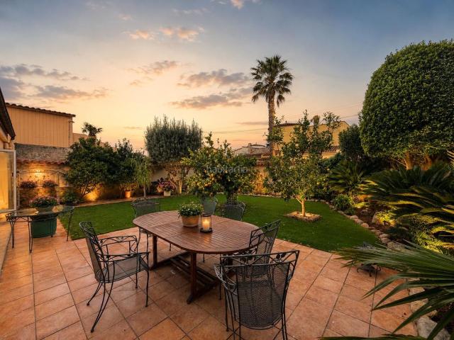 Casa en venta en Empuriabrava, Requesens Costa Brava. Casas.