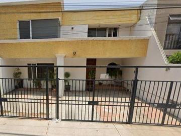 CASA EN VENTA EN EN SAN JAVIER SANTIAGO DE QUERETARO
