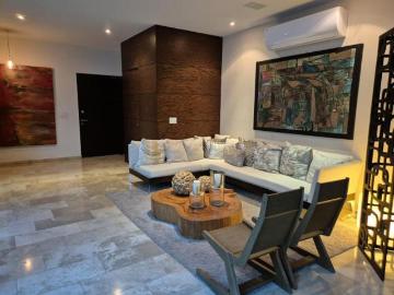 CASA EN VENTA EN ENCINOS DEL VERGEL CARRETERA NACIONAL
